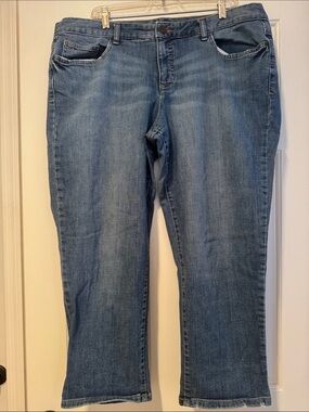 Tommy Hilfiger Women's Mid-Blue Cropped Straight Capris